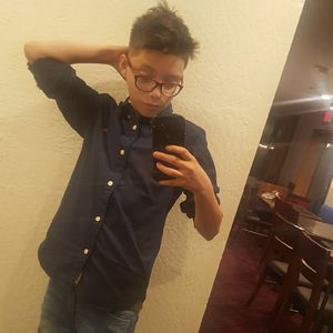 Meet your Posher, Adrian